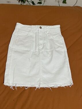 White Denim Mini Skirt with Frayed Hem